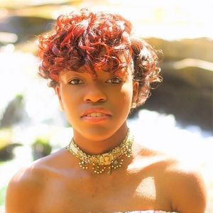 Meet your Posher, Trinity